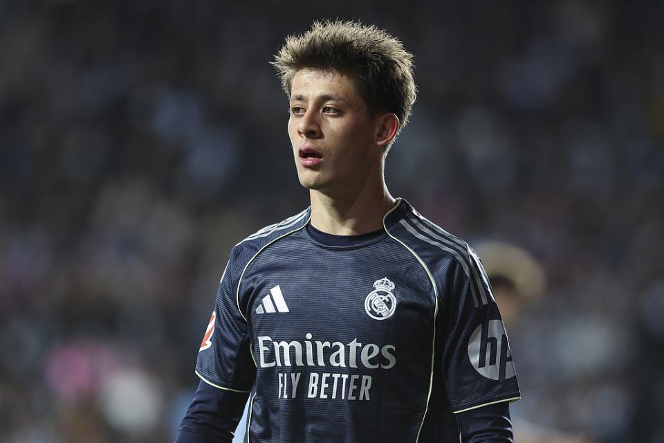 世界杯手机高清观看平台-送助攻仍被换下！9000万红星1个月2次不满主帅 蔑笑嘲讽：总是我